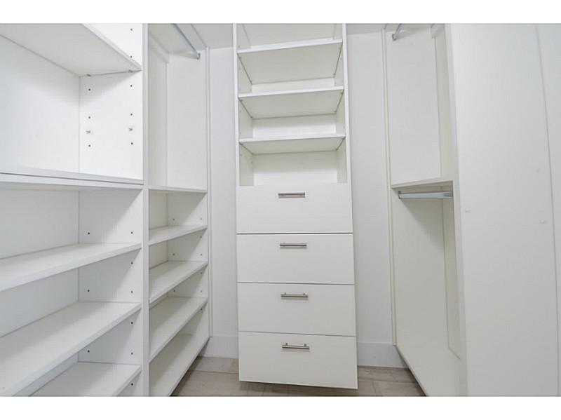 BRICKELL HOUSE - Residential Lease