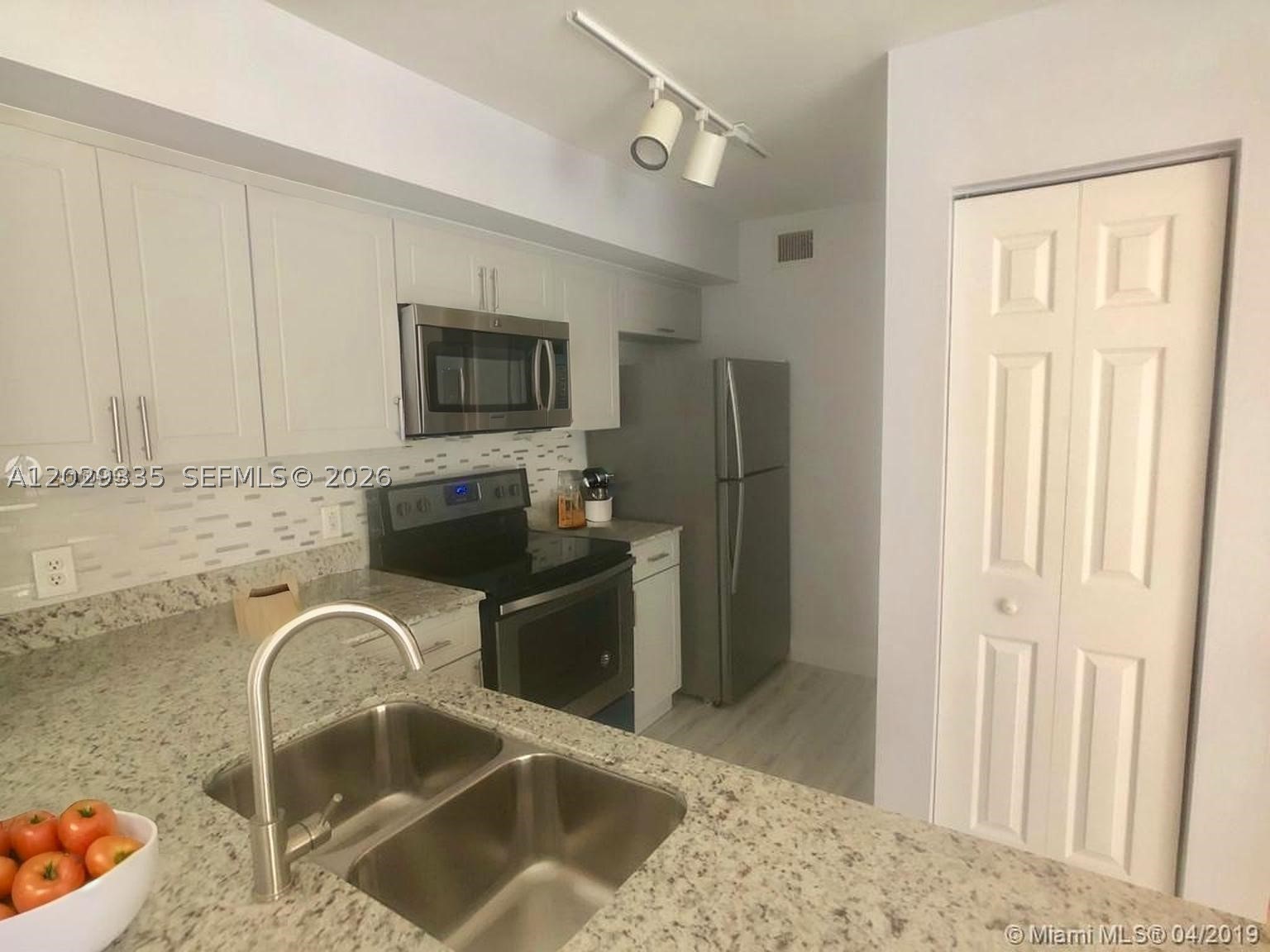 DEVONAIRE CONDO AT PEMBRO - Residential Lease