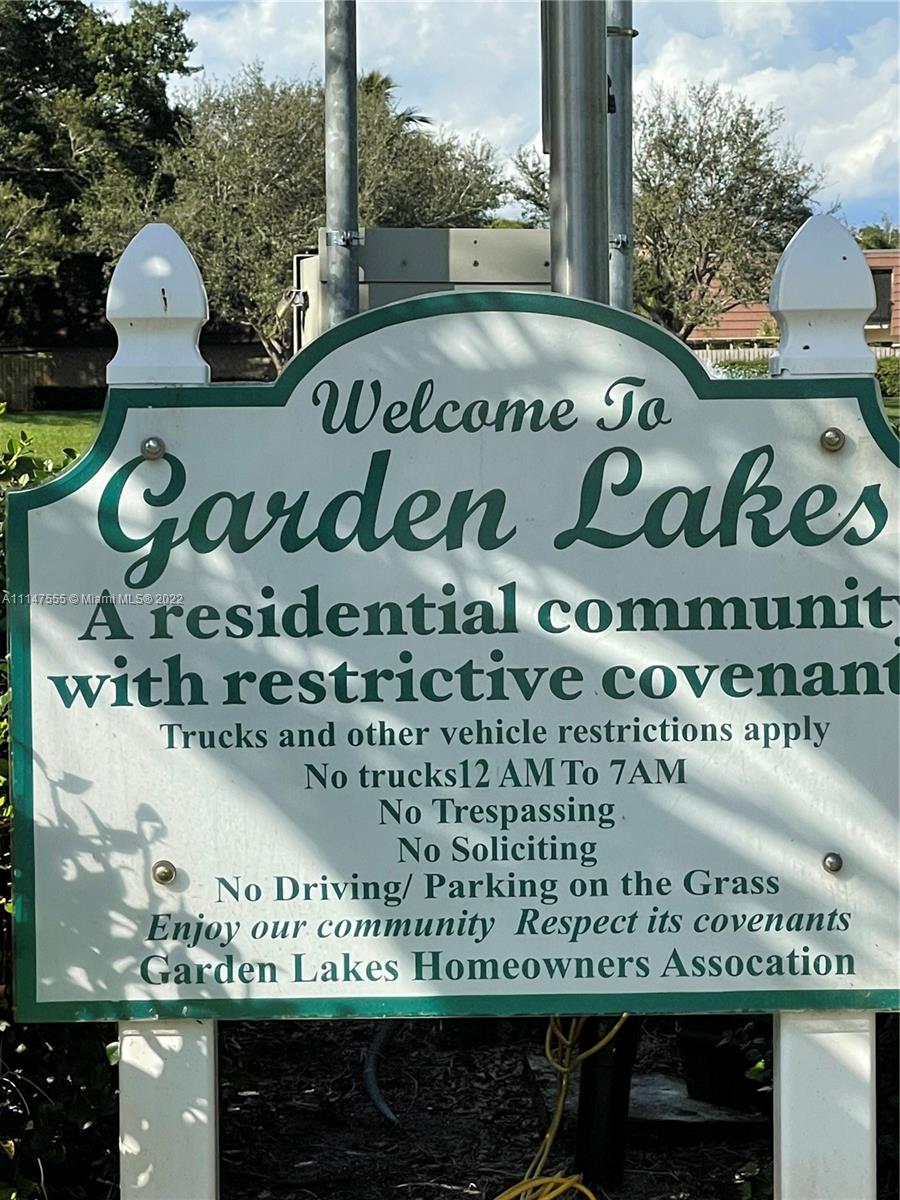 GARDEN LAKES AND GARDEN SQ - Residential