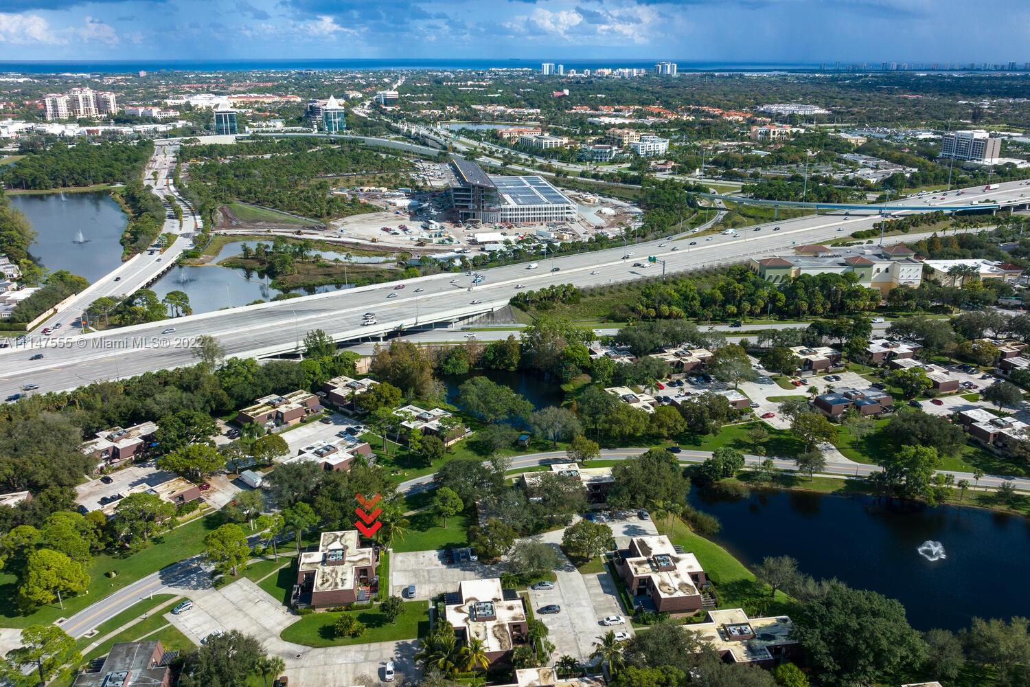 GARDEN LAKES AND GARDEN SQ - Residential