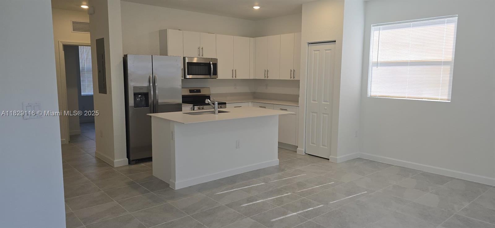 THE JARDIN ( BY LENNAR) - Residential
