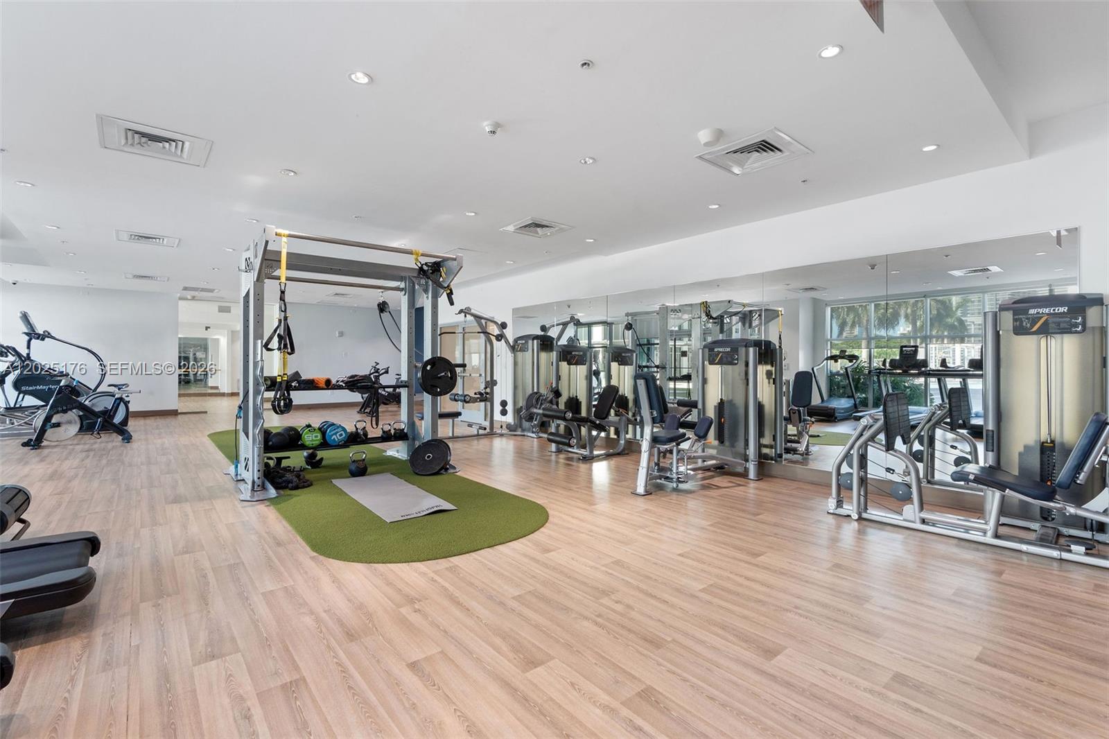FOUR MIDTOWN MIAMI CONDO - Residential Lease