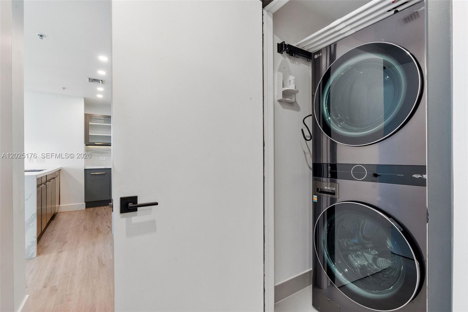 FOUR MIDTOWN MIAMI CONDO - Residential Lease