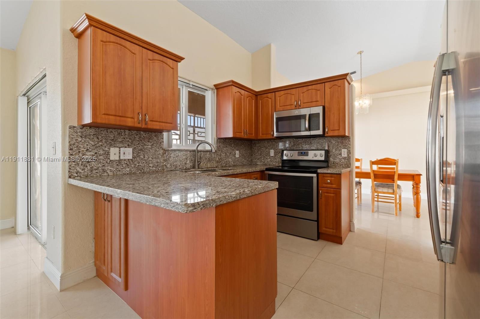 COLORAMA ESTATES - Residential