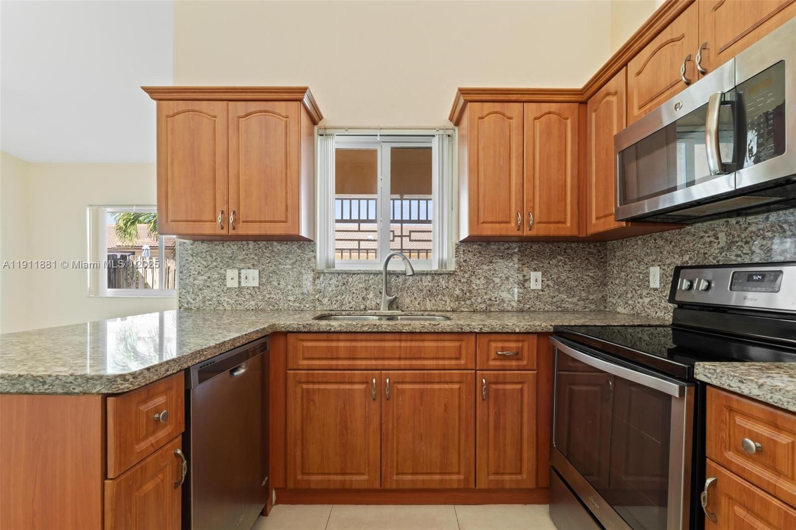 COLORAMA ESTATES - Residential