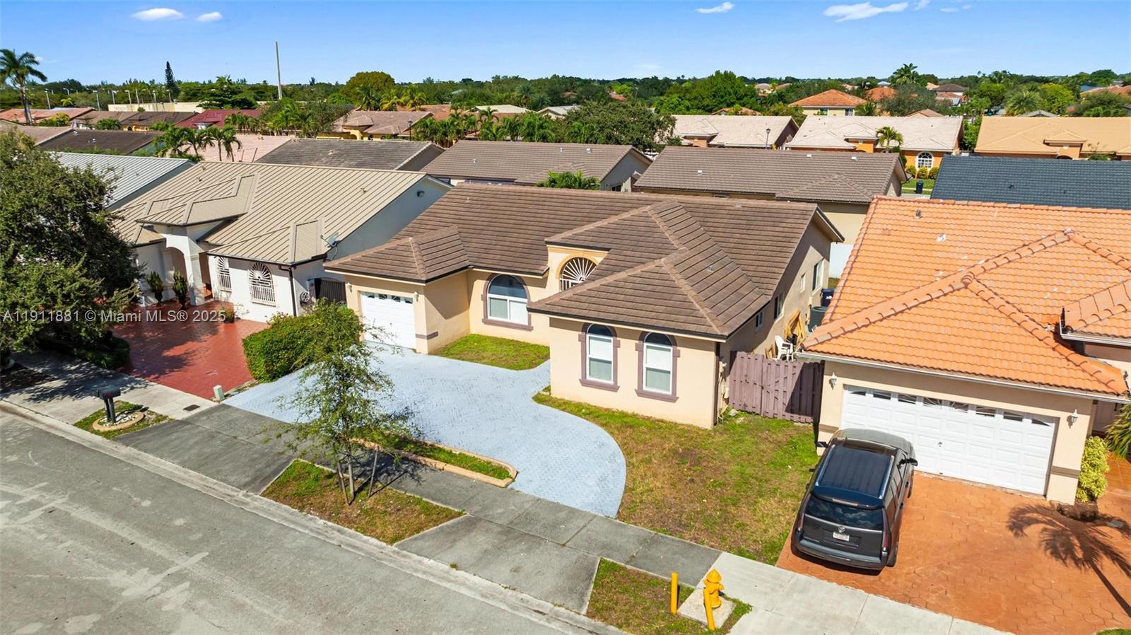 COLORAMA ESTATES - Residential