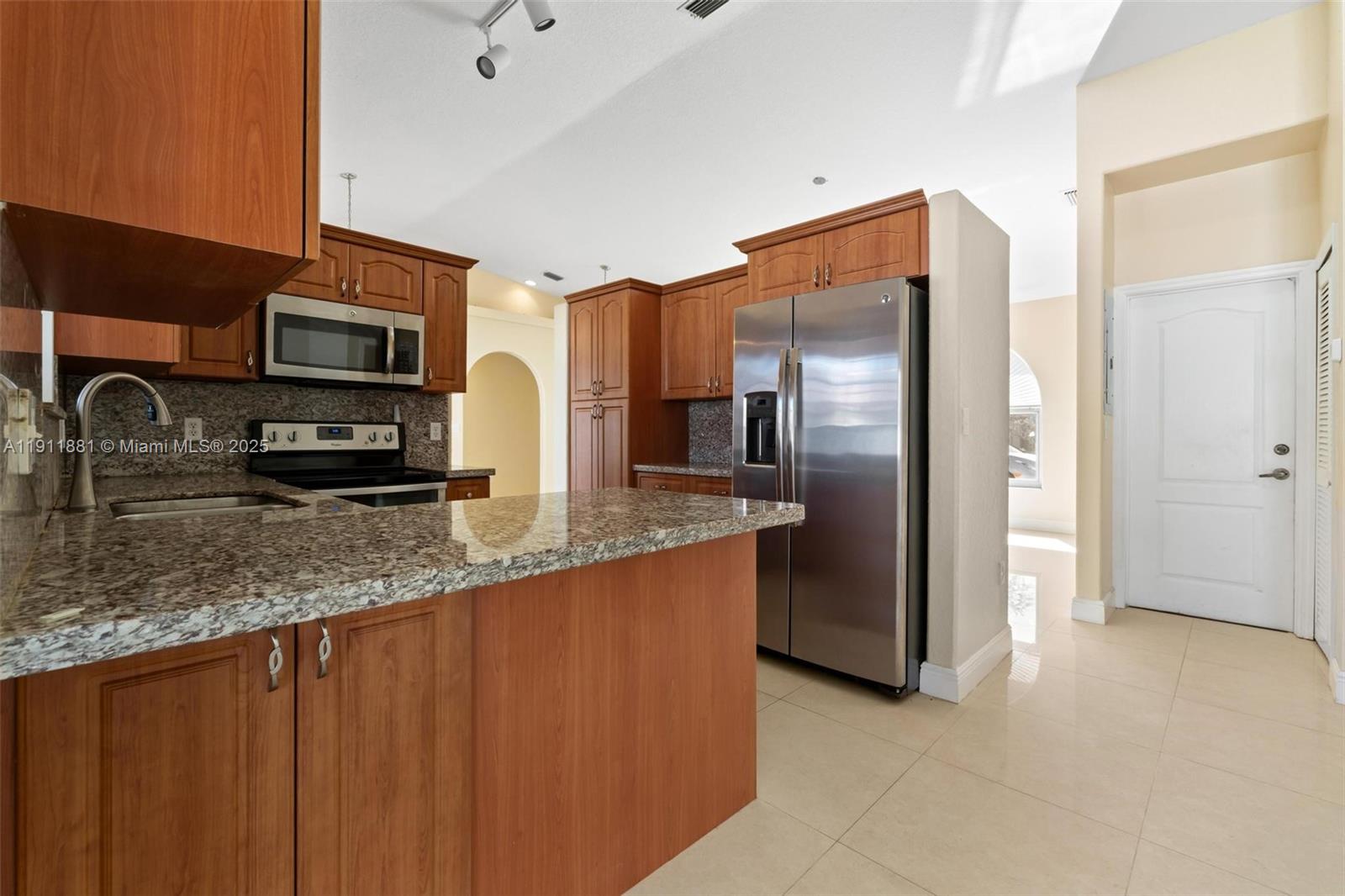 COLORAMA ESTATES - Residential