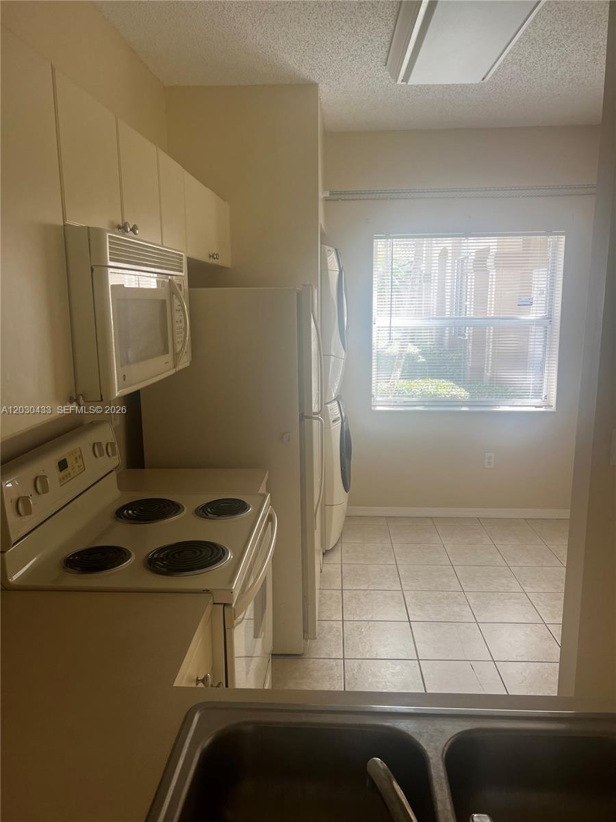 TOWNGATE CONDO NINE - Residential