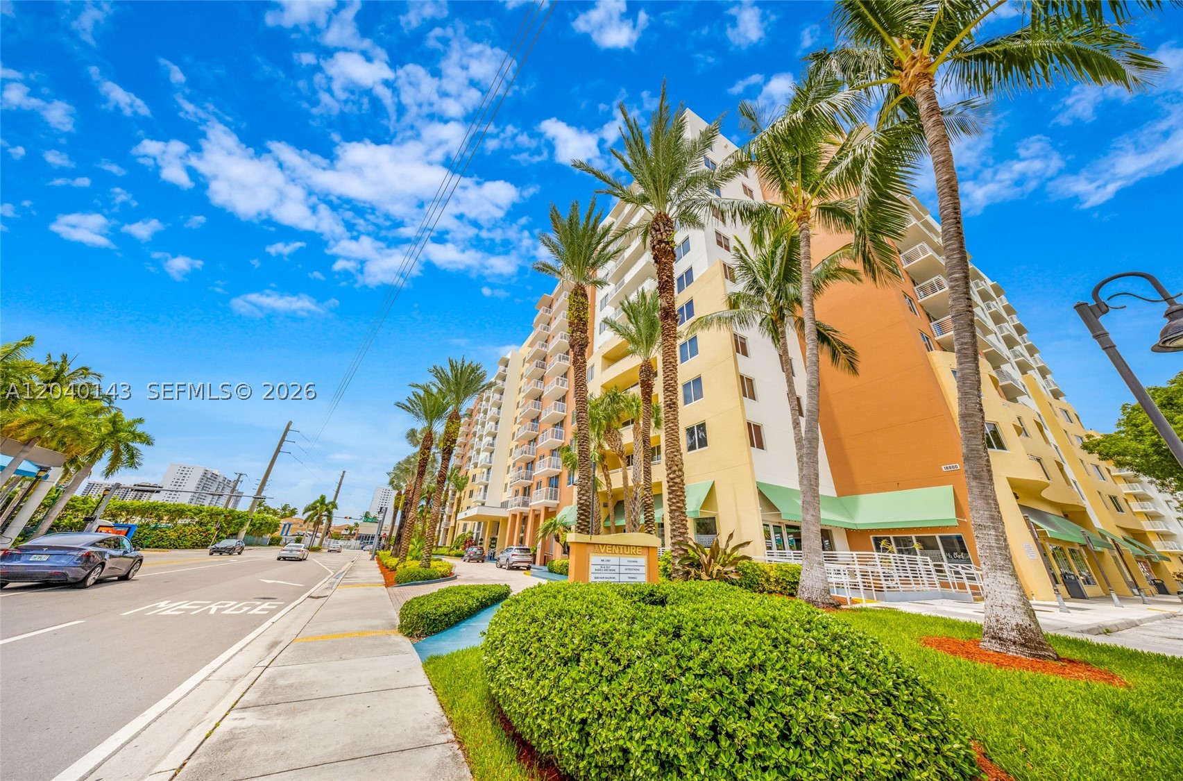 VENTURE AT AVENTURA WEST - Residential