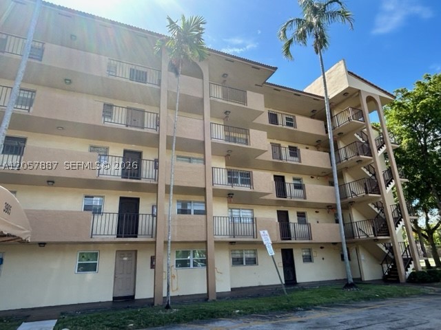 SUNRISE ISLAND CONDOMINIU - Residential