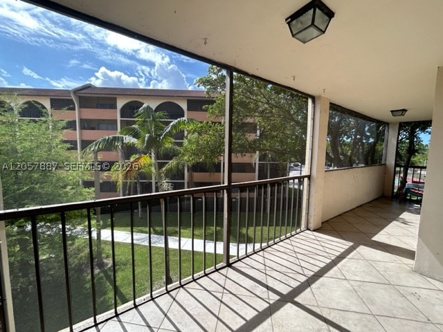 SUNRISE ISLAND CONDOMINIU - Residential