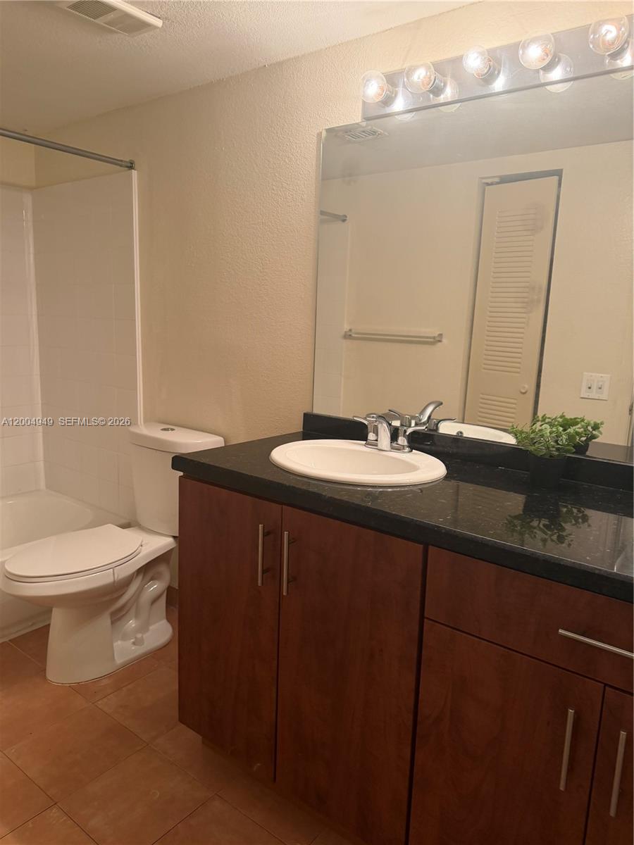 ISLES AT LAGO MAR - Residential