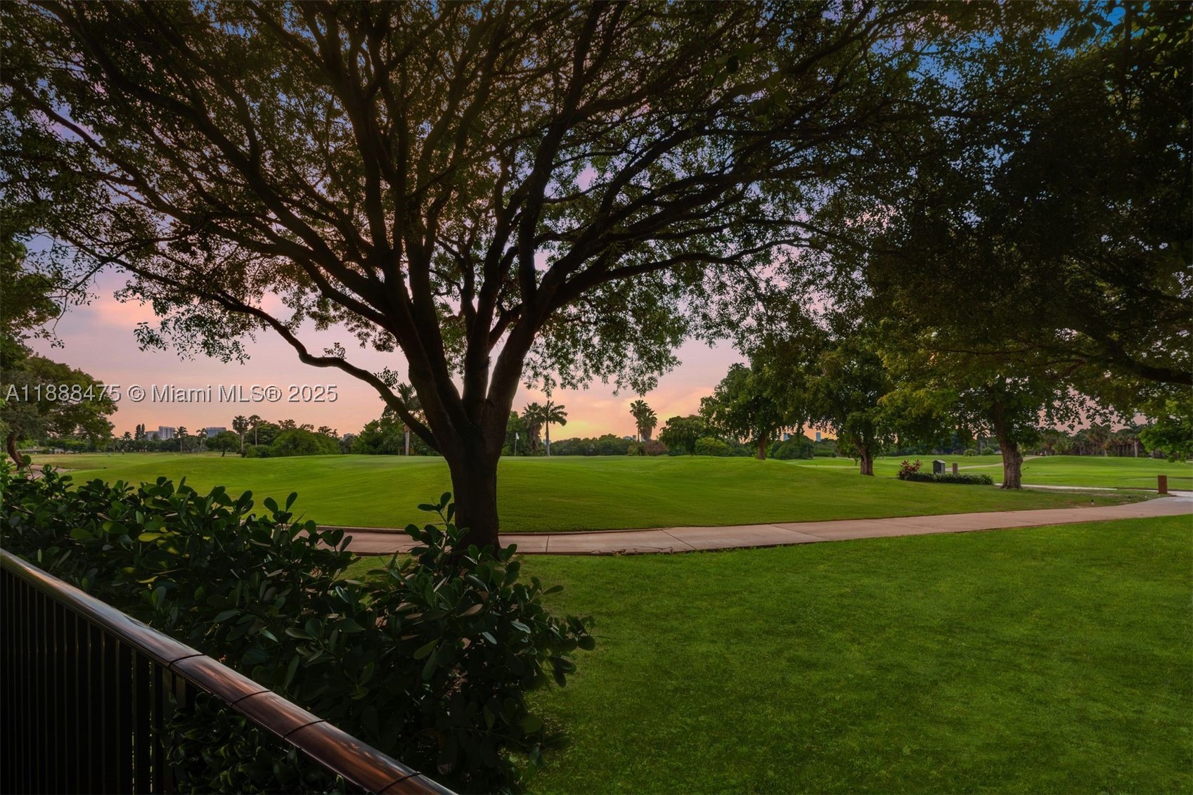 MID GOLF SUB 1ST ADDN - Residential