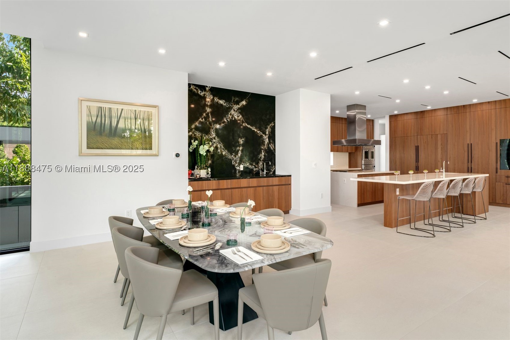 MID GOLF SUB 1ST ADDN - Residential