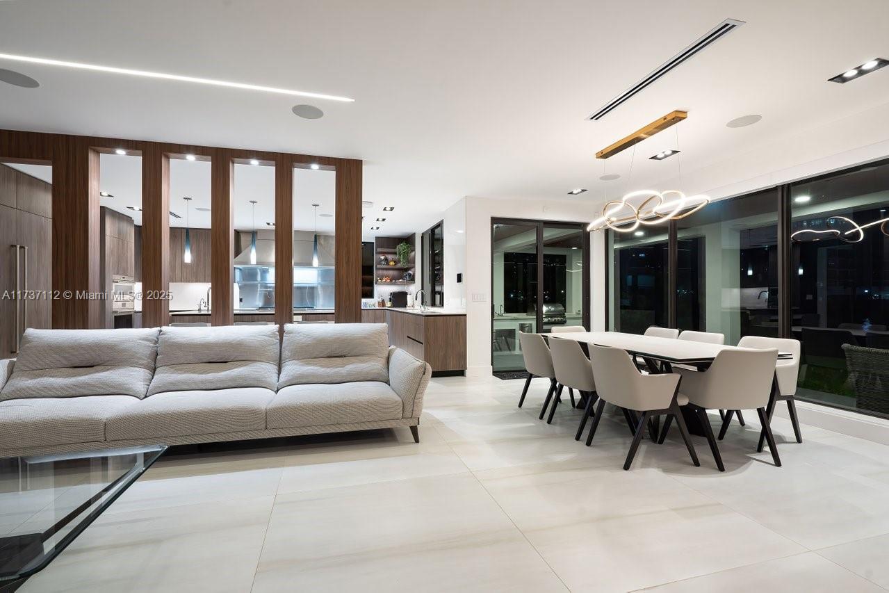 GOLDEN ISLES SEC A REV PL - Residential