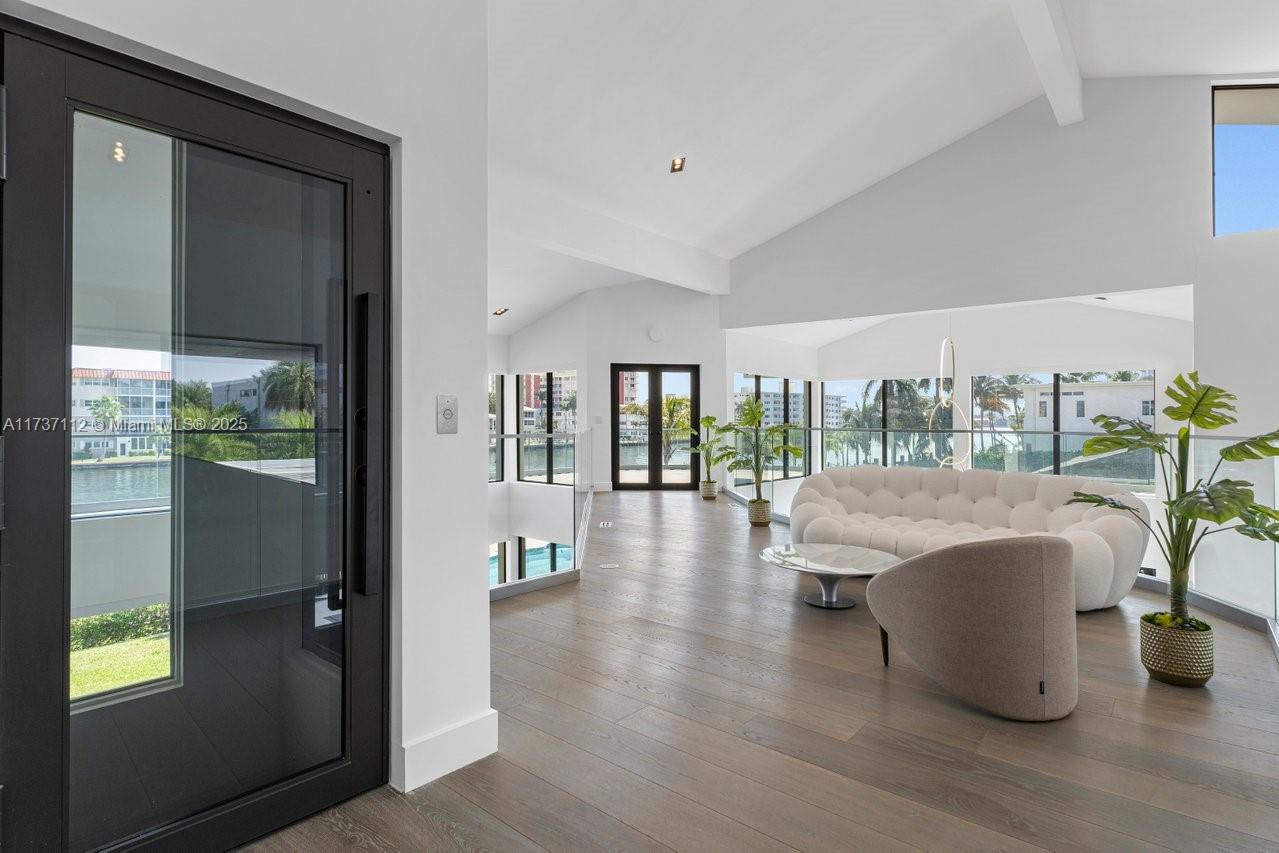 GOLDEN ISLES SEC A REV PL - Residential