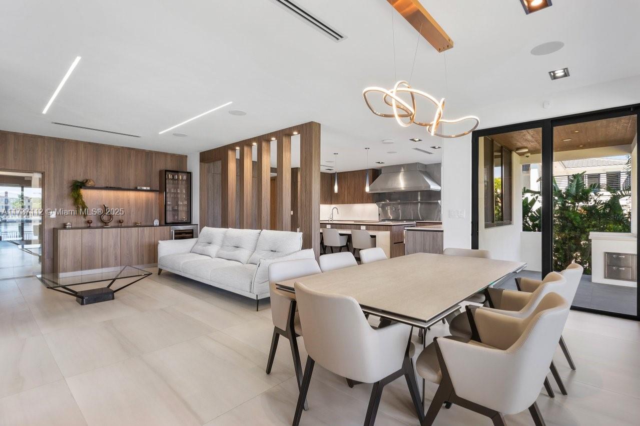 GOLDEN ISLES SEC A REV PL - Residential