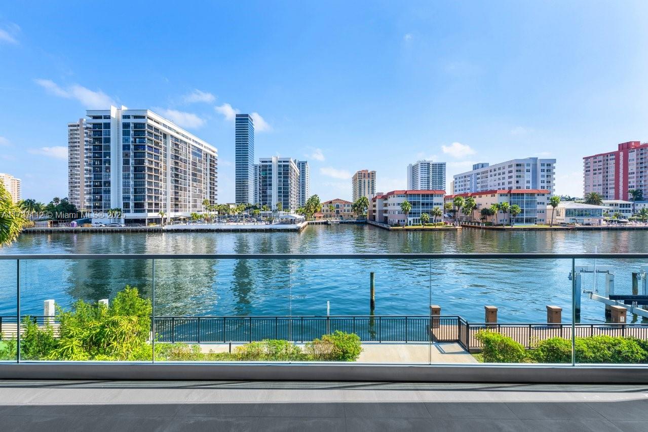 GOLDEN ISLES SEC A REV PL - Residential