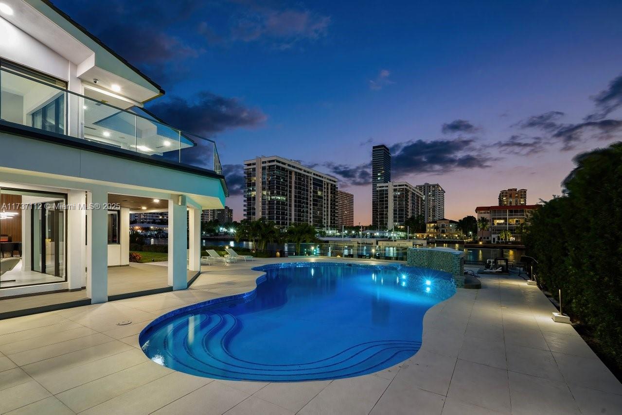 GOLDEN ISLES SEC A REV PL - Residential