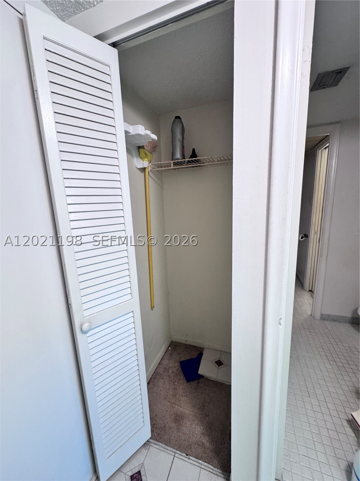 DRAKE TOWER CONDO - Residential