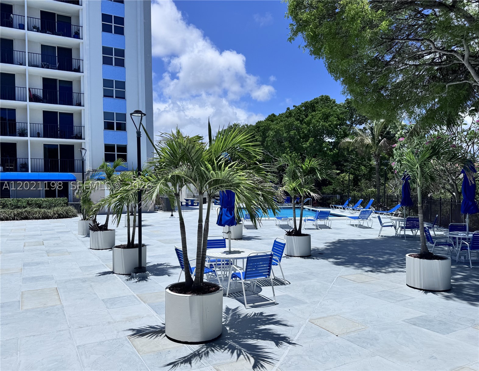 DRAKE TOWER CONDO - Residential