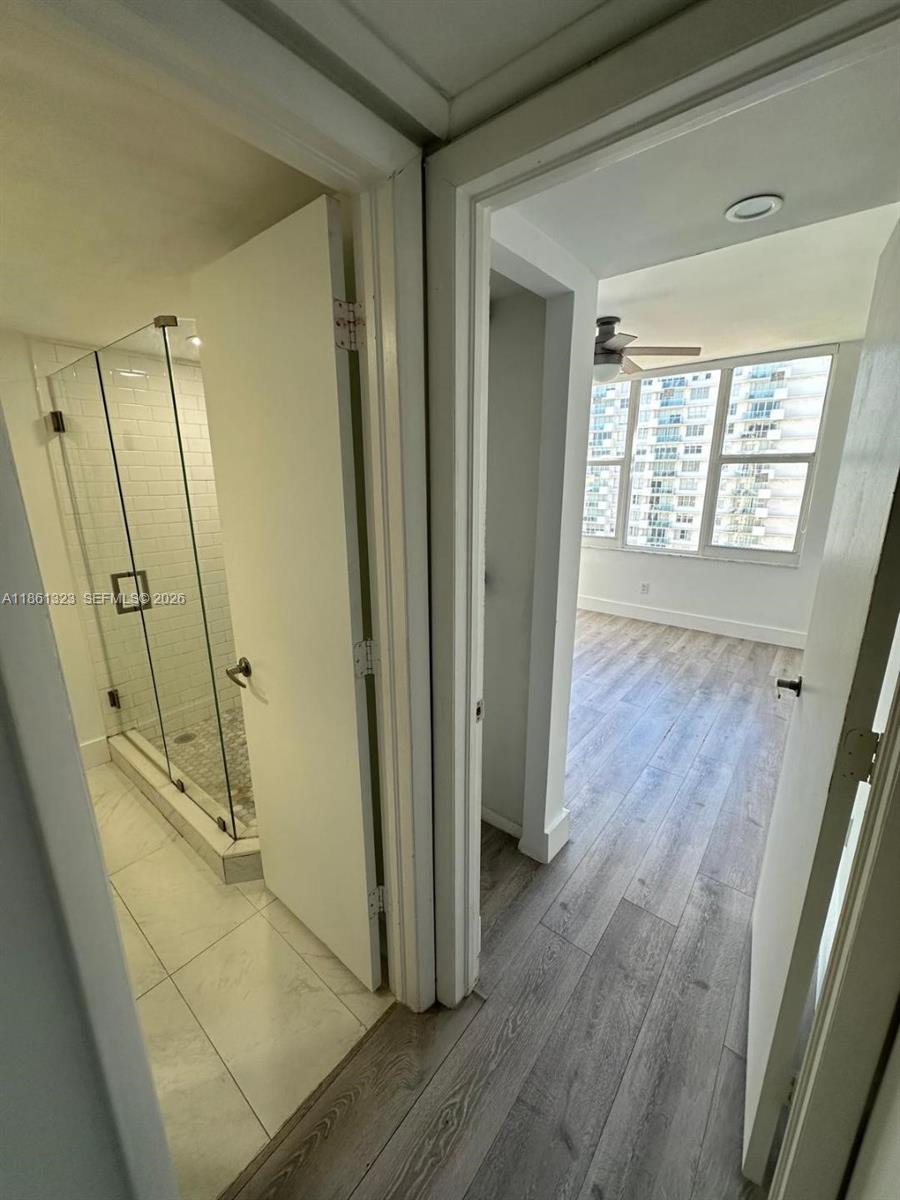 5600 CONDO - Residential