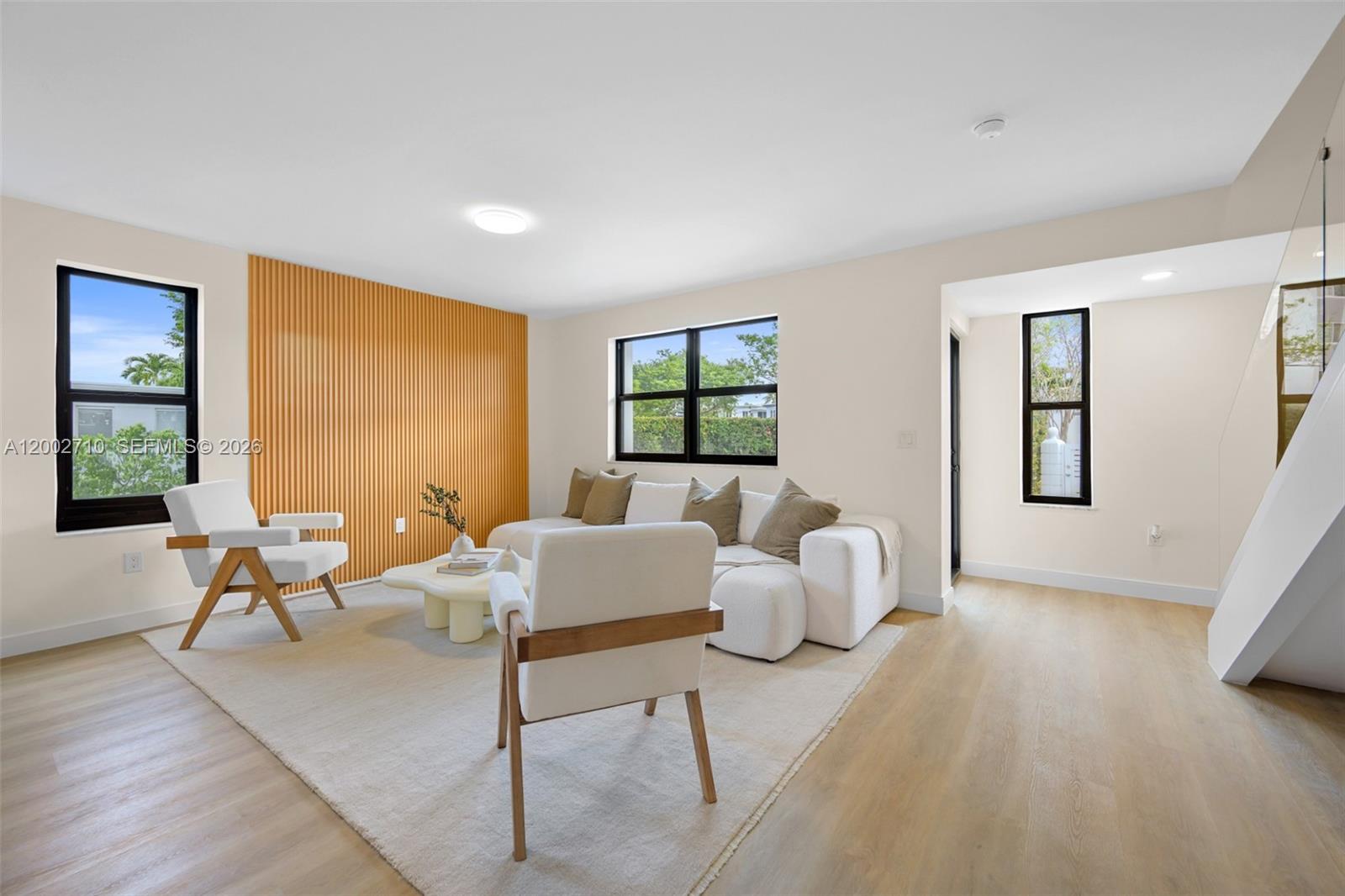 CRESPI RESIDENCE - Residential