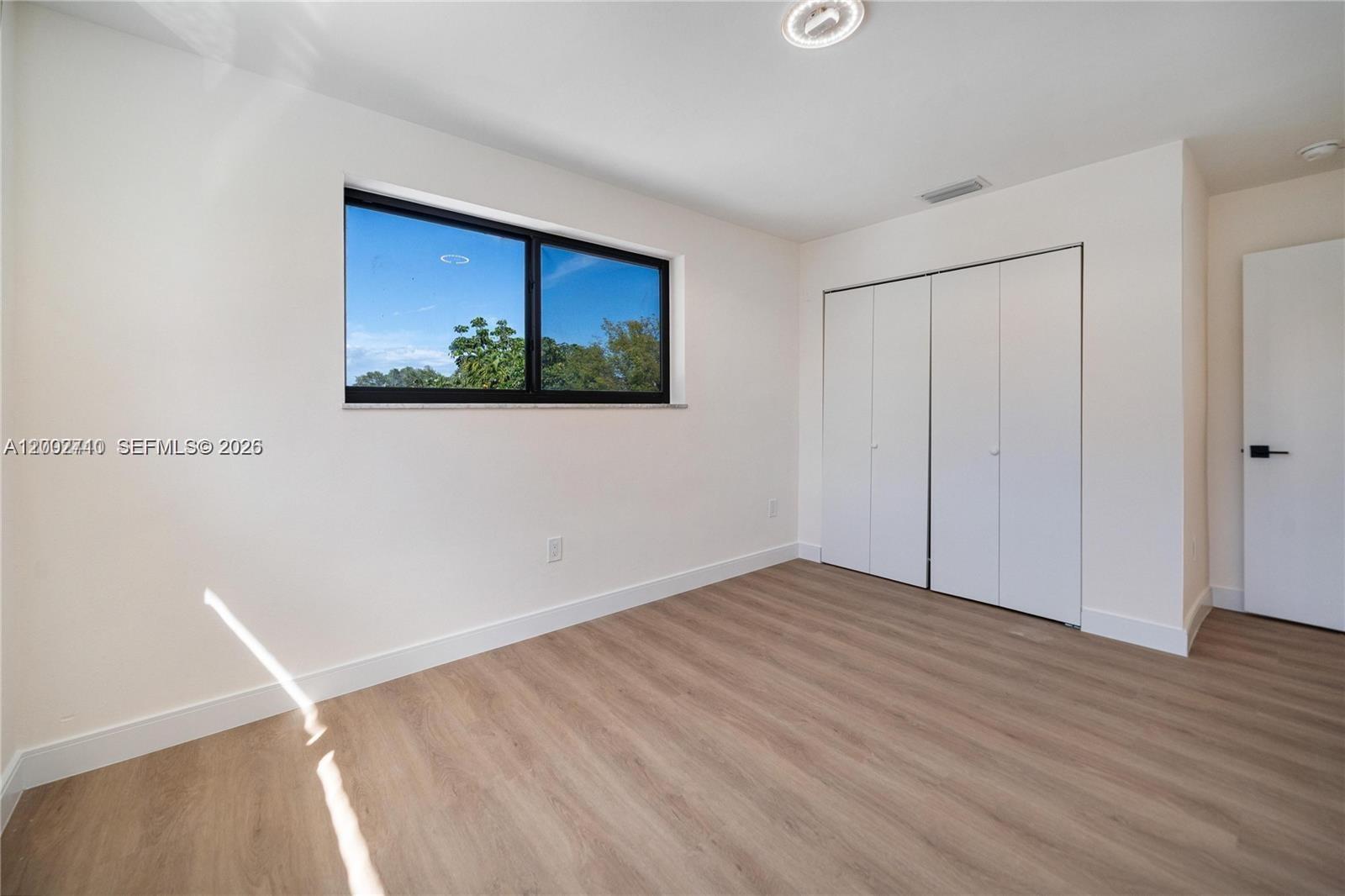 CRESPI RESIDENCE - Residential