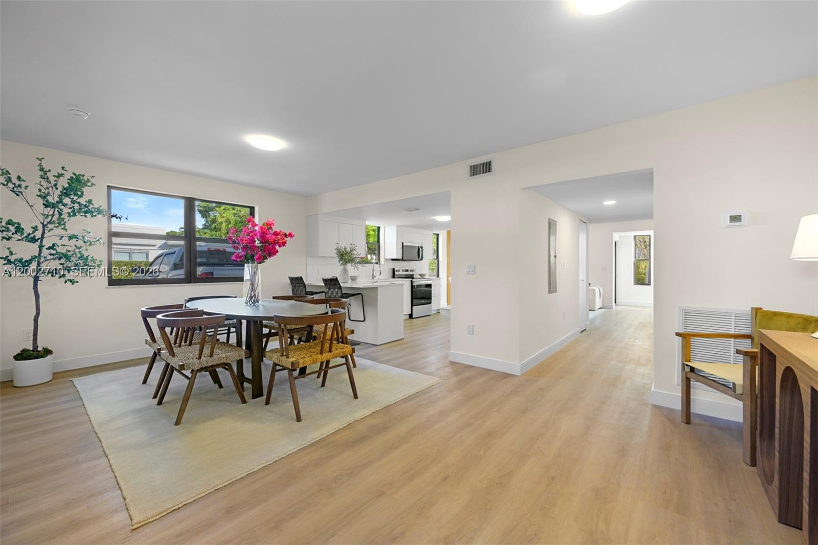 CRESPI RESIDENCE - Residential