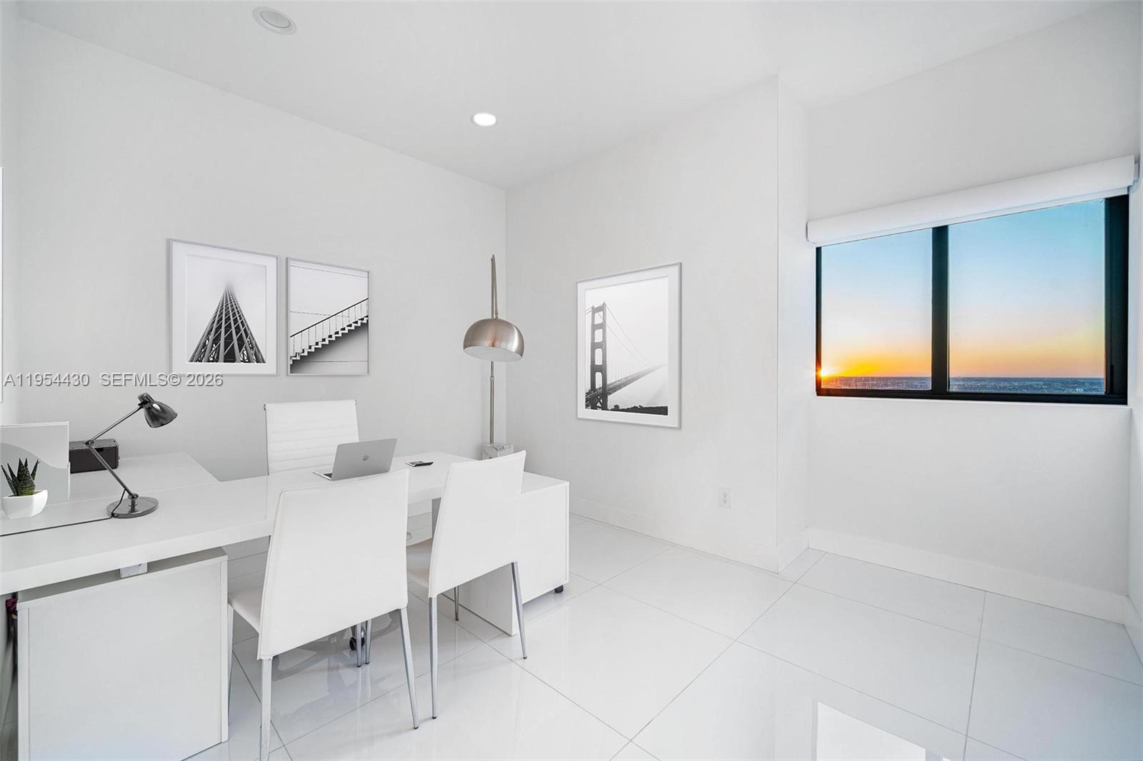ONE PARAISO CONDO - Residential