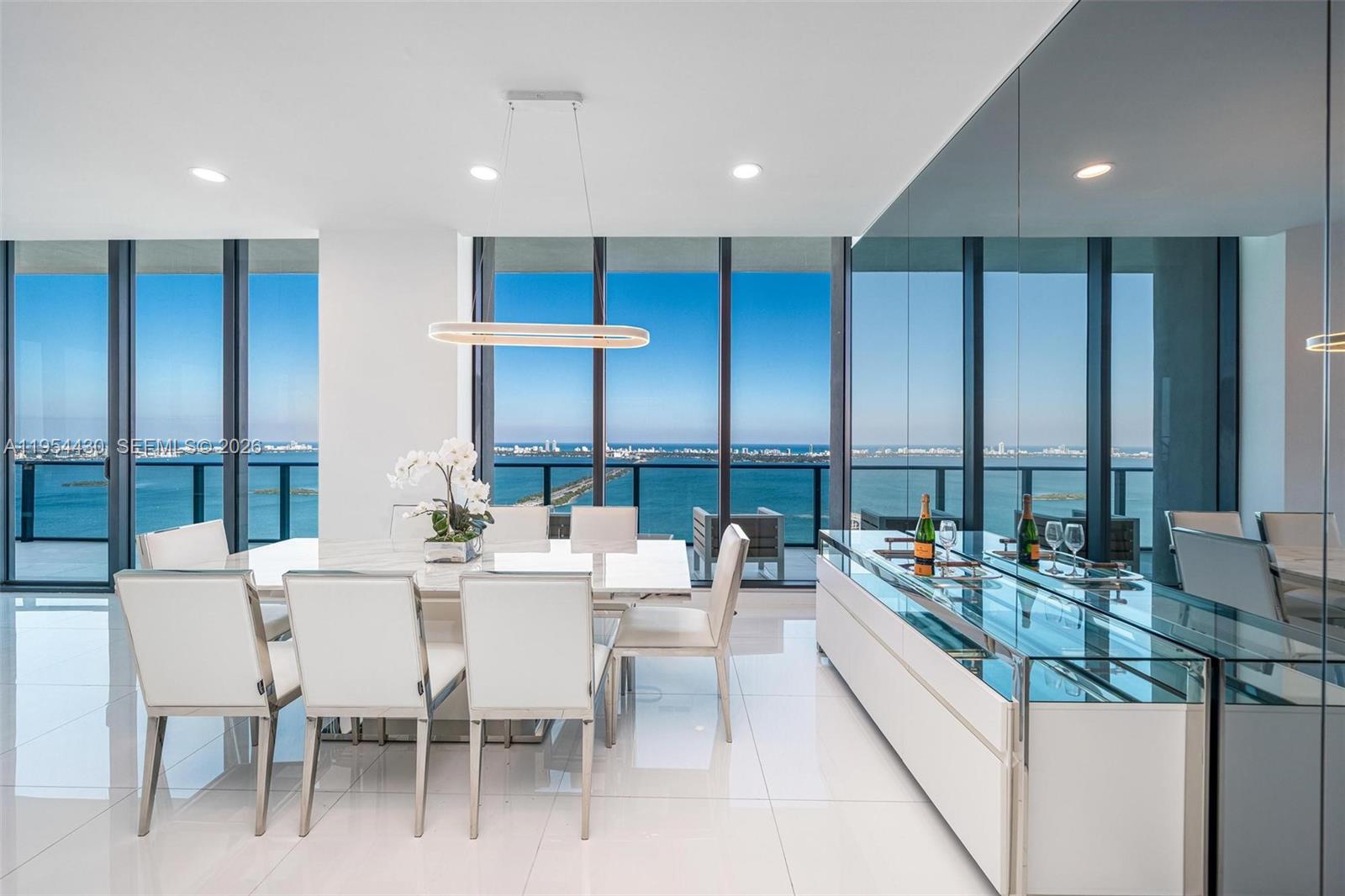 ONE PARAISO CONDO - Residential