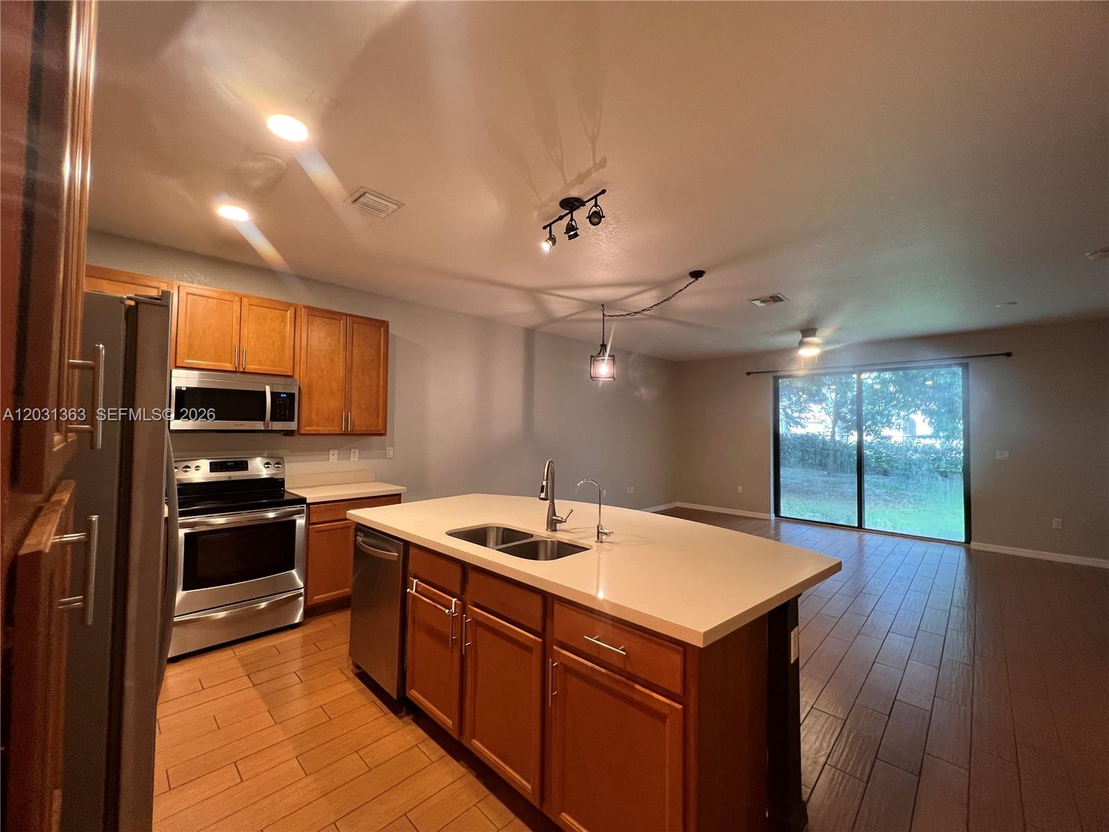 DAVIE JUNCTION - Residential Lease