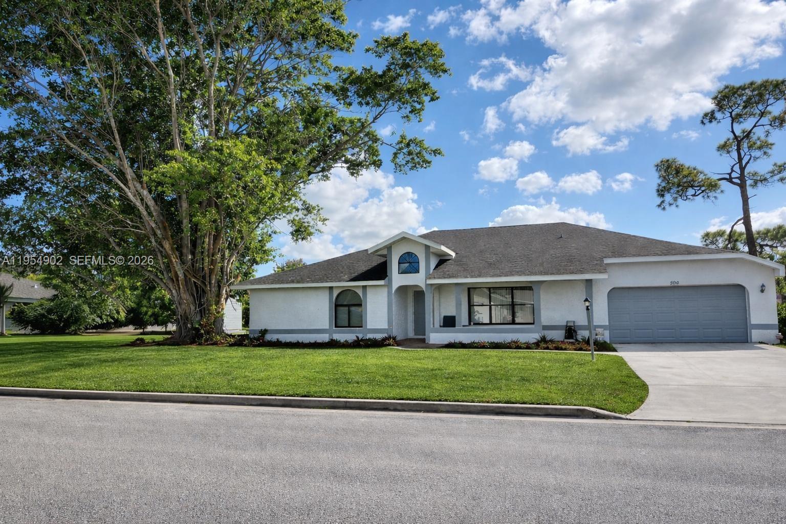 AMBERWOOD ESTATES - Residential
