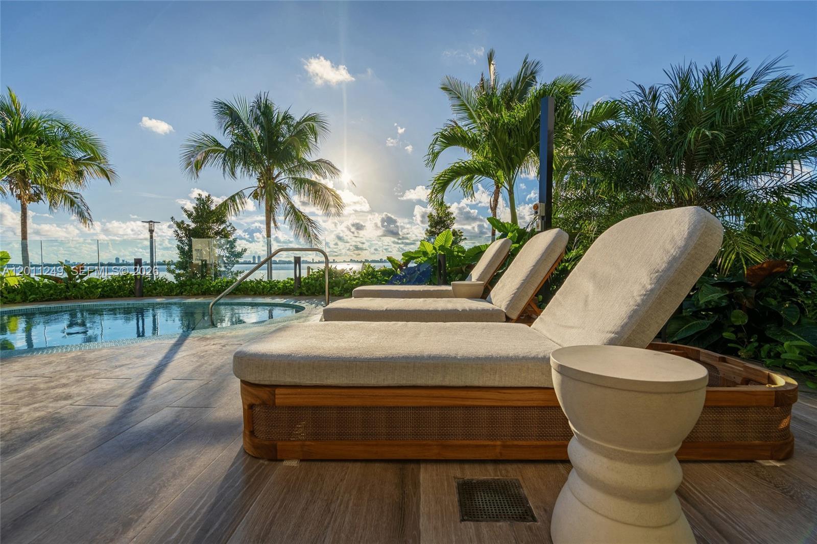 ARIA RESERVE - Residential