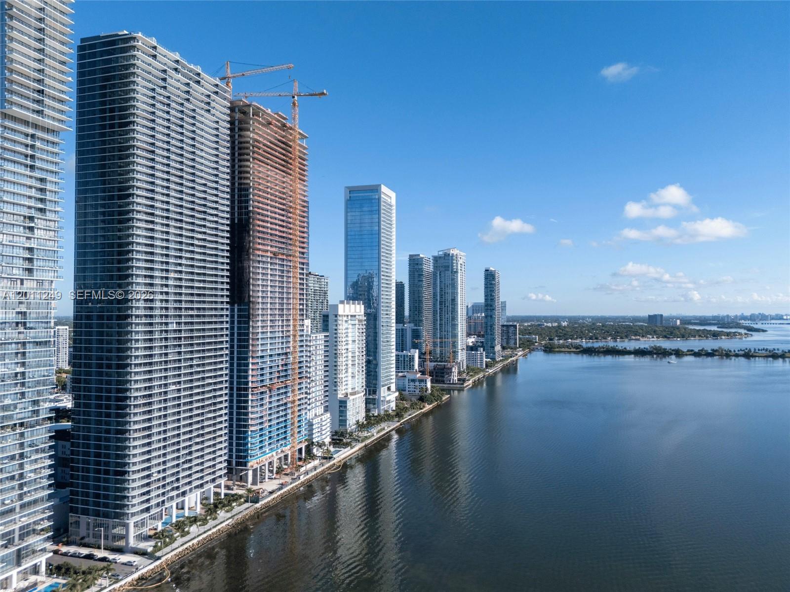 ARIA RESERVE - Residential