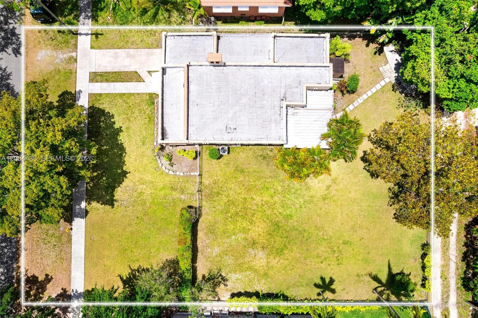 COUNTRY CLUB ESTATES SEC - Residential