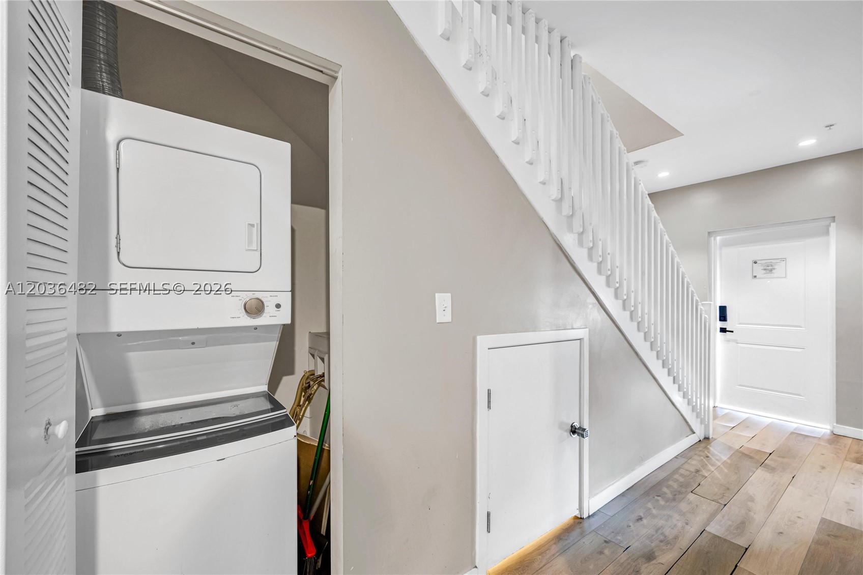BISCAYNE GARDENS SEC A - Residential Lease