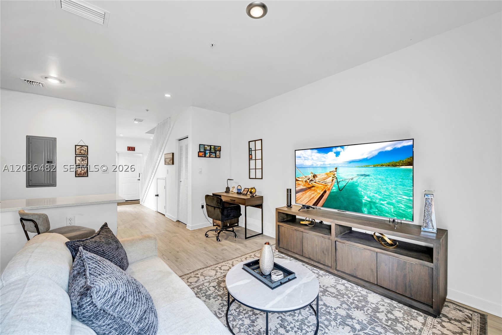 BISCAYNE GARDENS SEC A - Residential Lease