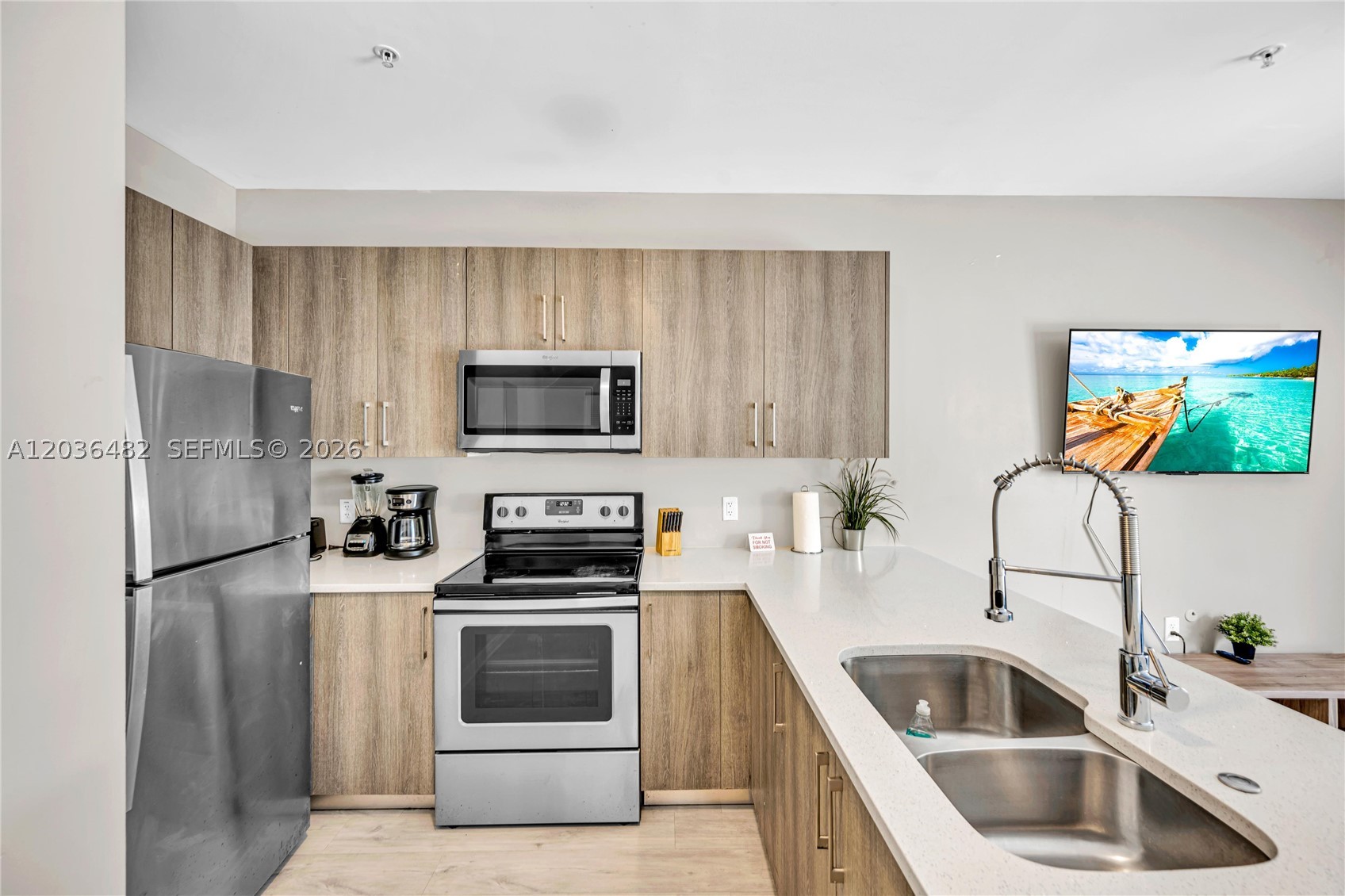 BISCAYNE GARDENS SEC A - Residential Lease