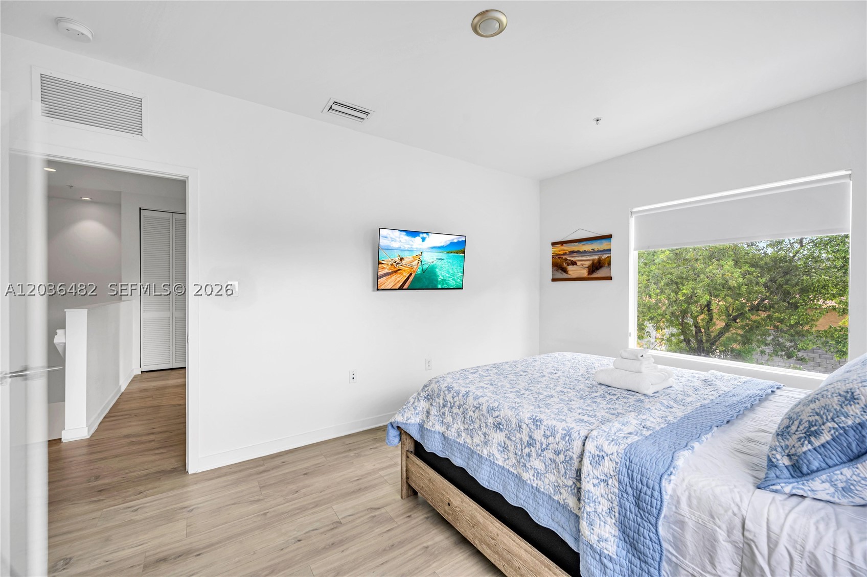 BISCAYNE GARDENS SEC A - Residential Lease