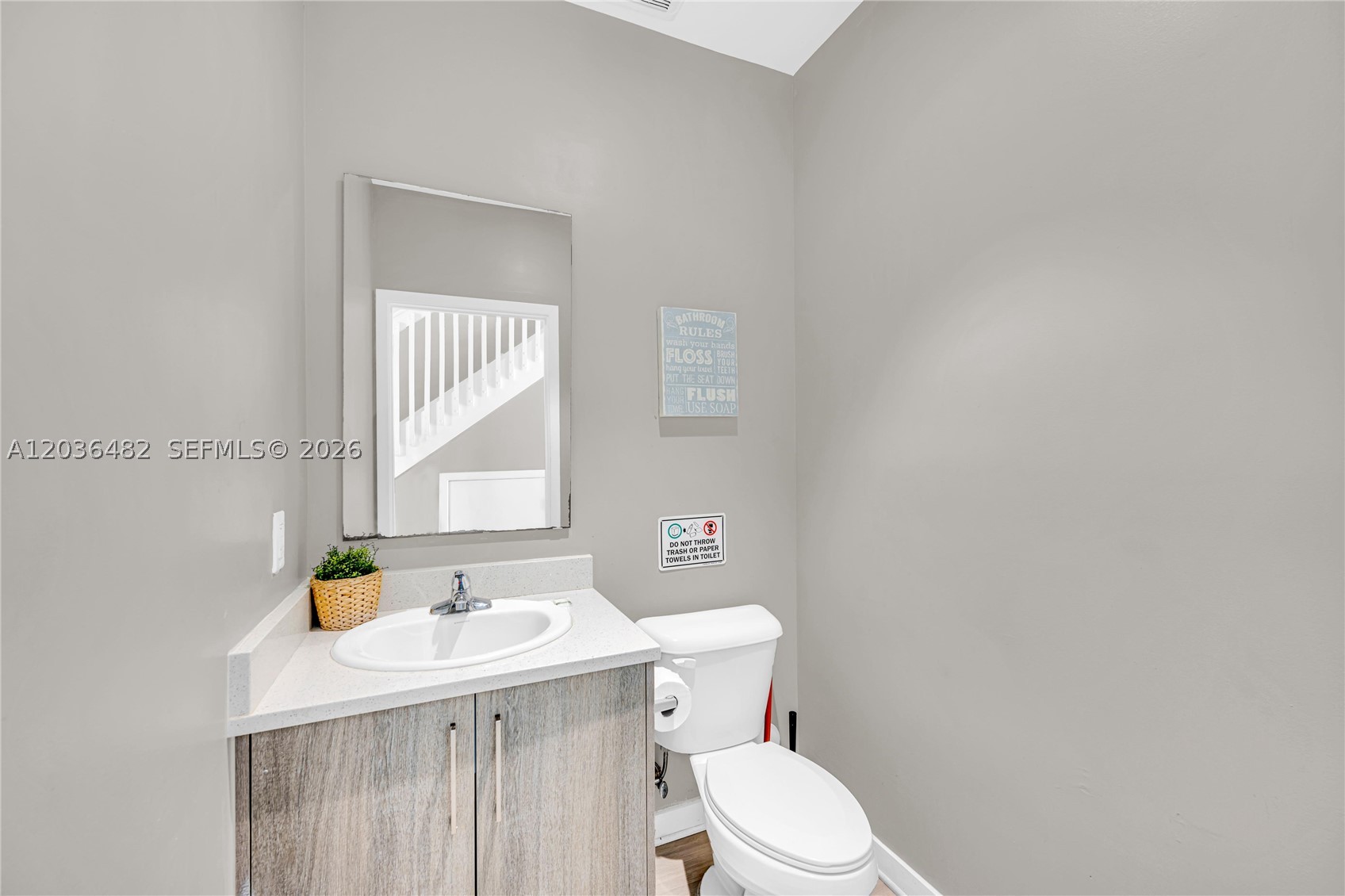 BISCAYNE GARDENS SEC A - Residential Lease
