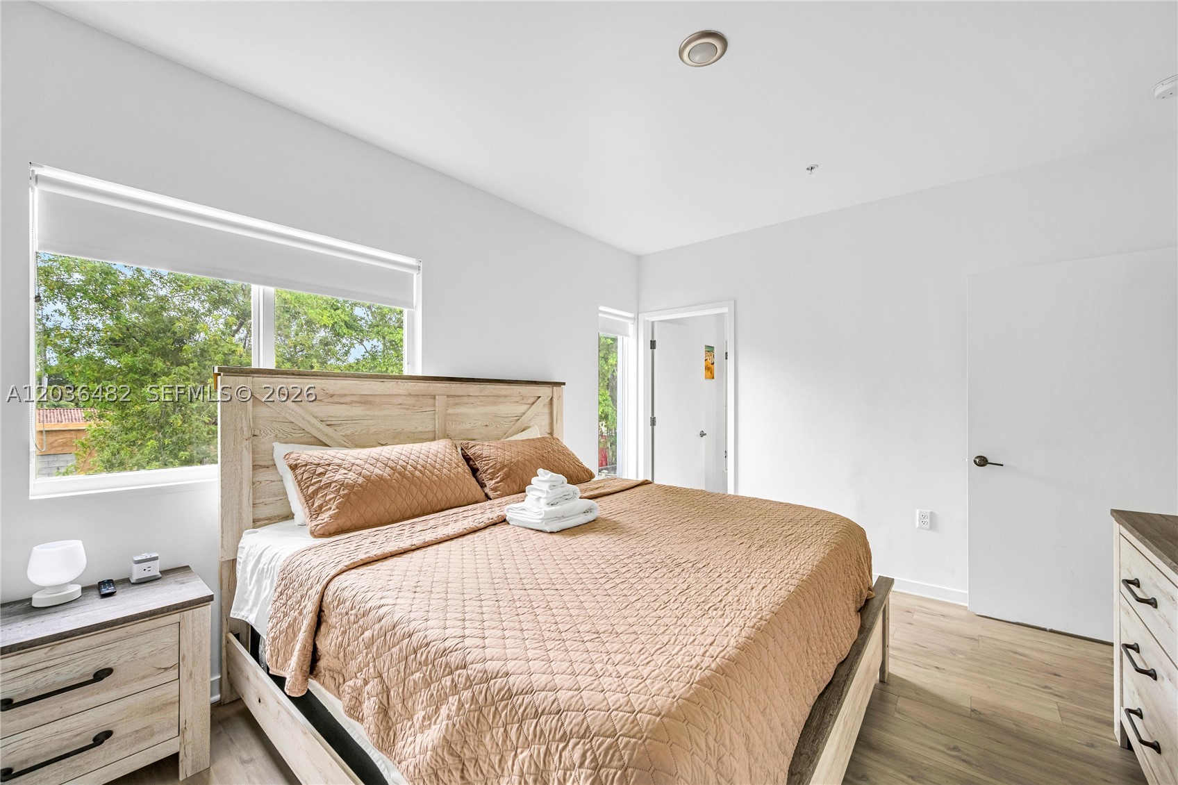 BISCAYNE GARDENS SEC A - Residential Lease