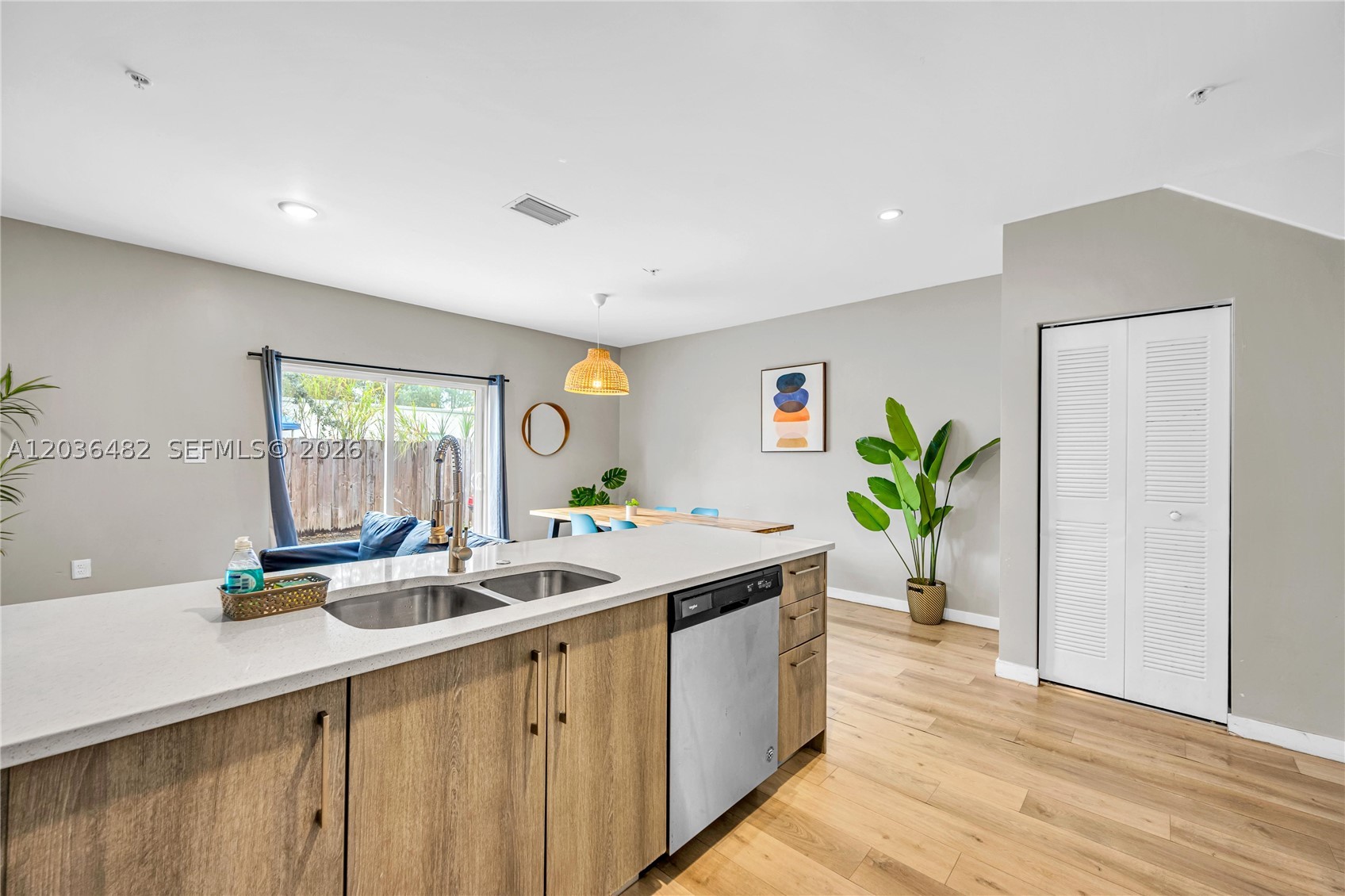 BISCAYNE GARDENS SEC A - Residential Lease