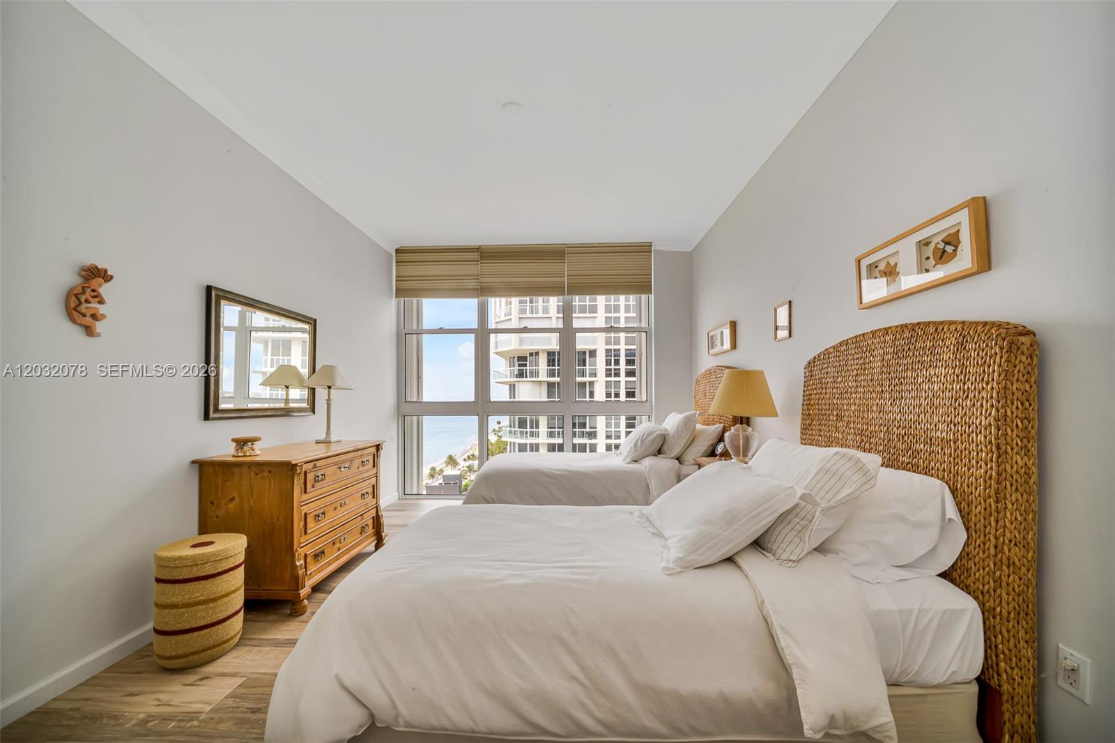 RENAISSANCE ON THE OCEAN - Residential Lease