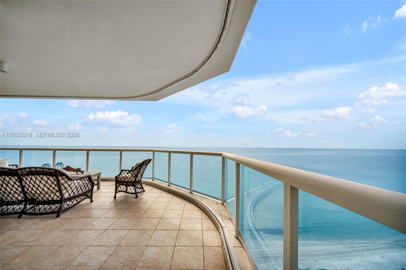 RENAISSANCE ON THE OCEAN - Residential Lease