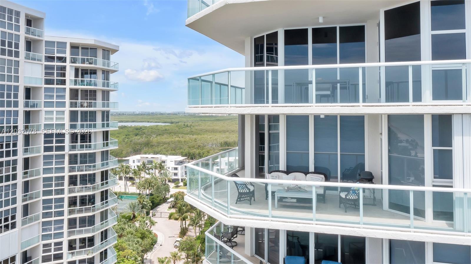 RENAISSANCE ON THE OCEAN - Residential Lease