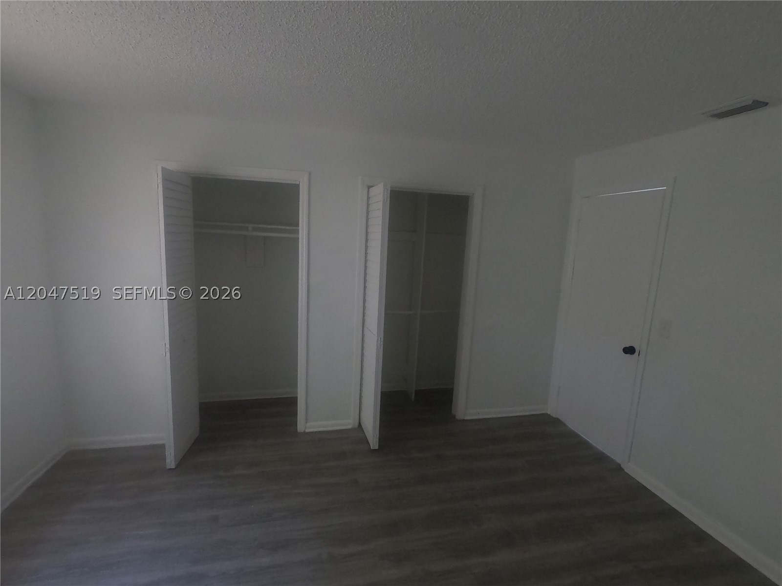 LESLIE ESTATES SEC FIVE - Residential Lease