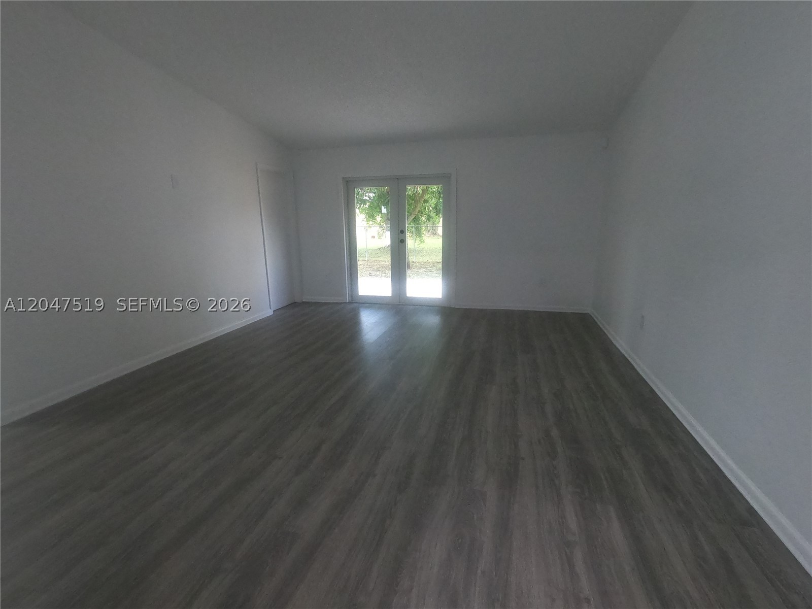 LESLIE ESTATES SEC FIVE - Residential Lease