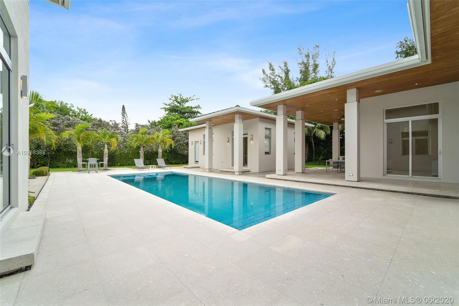 VICTORIA GARDENS - Residential