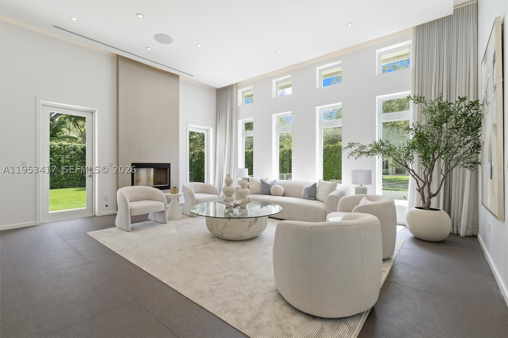CORAL GABLES RIVIERA SEC - Residential